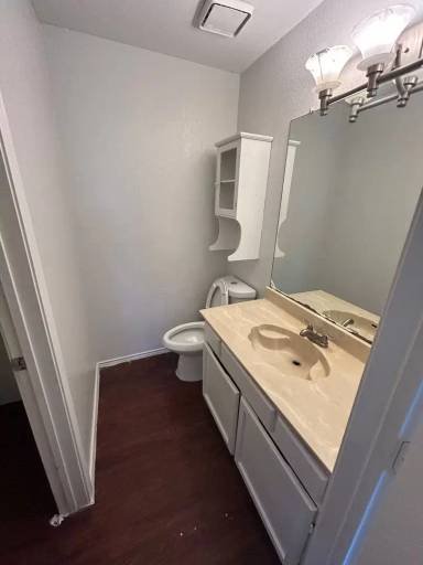 Main picture of 2604 Isbella Dr