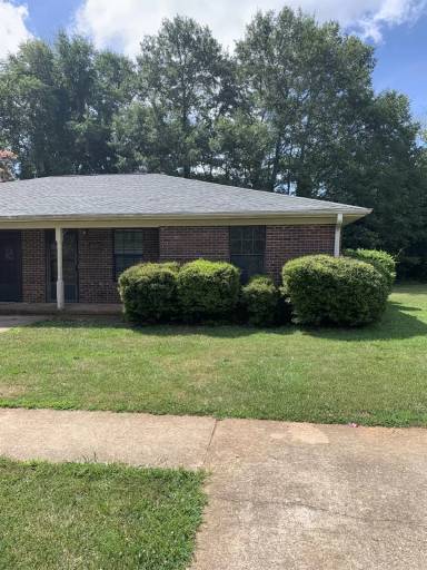 Main picture of 106 Katie Dr