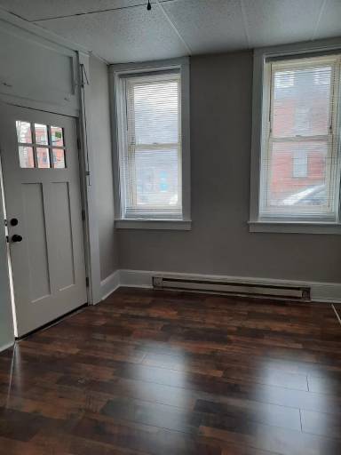 Main picture of 417 W King St