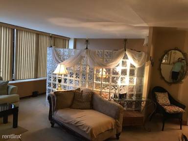 Main picture of Lake Park Plaza Condominium