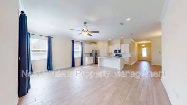 Main picture of 194 Silverleaf Village Dr