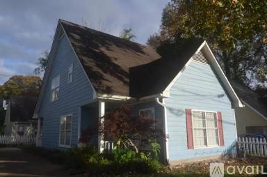 Main picture of 982 Grant St SE