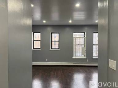 Main picture of 1152 Saint Johns Pl