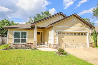 Main picture of 96 Benton Blvd