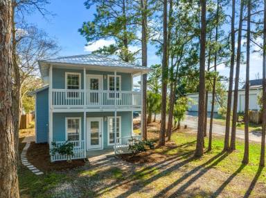 Main picture of 10 Porpoise St