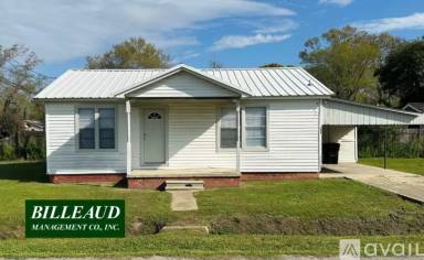 Main picture of 204 Debaillon St