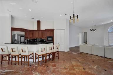 Main picture of 3988 194th Ln
