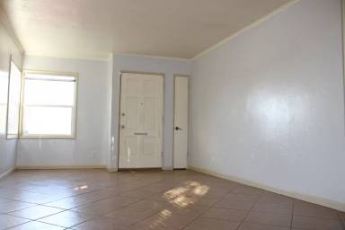Main picture of 2910 Clinton Ave