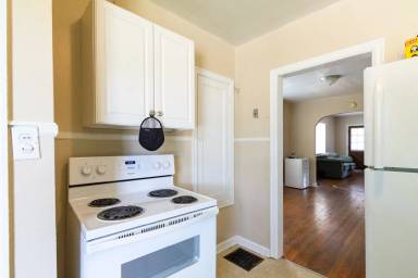 Main picture of 1520 W Jackson St