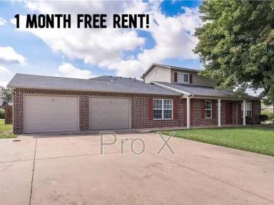 Main picture of 3501 SW Landau Ct