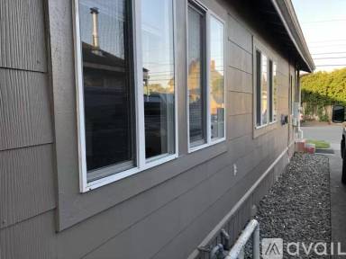 Main picture of 1230 West Ave
