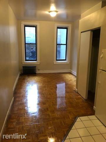 Main picture of 349 E 51st St