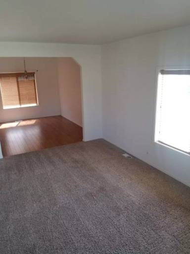 Main picture of 4727 W Warbler St