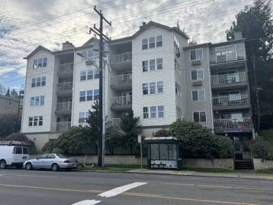 Main picture of 965 W Nickerson St
