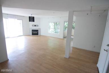 Main picture of 939 Palm Ave