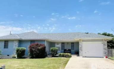 Main picture of 1209 Fowler Rd