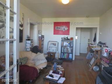 Main picture of 1634 Commonwealth Ave