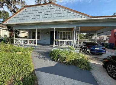 Main picture of 322 W Crest Ave