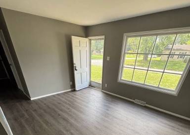 Main picture of 16 Westwood Dr