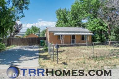 Main picture of 7121 Jasmine St