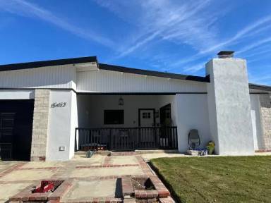 Main picture of 15422 Norwich Cir