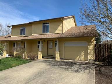Main picture of 136 SW Sharon Jane Pl