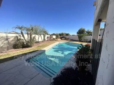 Main picture of 10604 W Deanna Dr