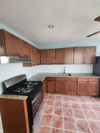 Main picture of 89 W 20th St