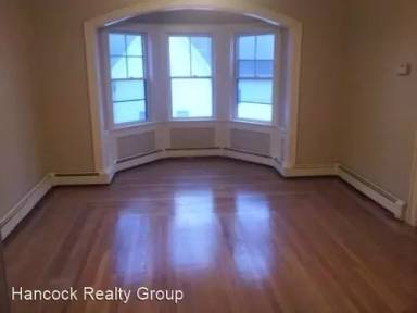 Main picture of 55 Cedar St