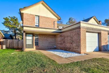 Main picture of 3802 Penny Dr