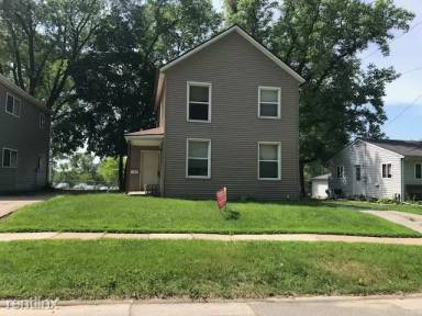 Main picture of 309 Myrtle Ave