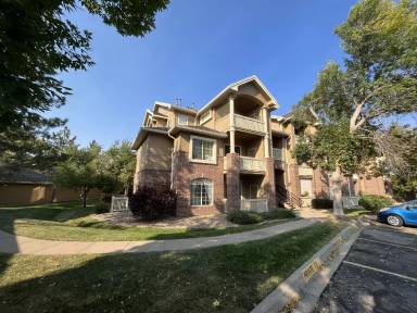 Main picture of 1631 W Canal Cir