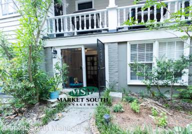 Main picture of 123 W Charlton St