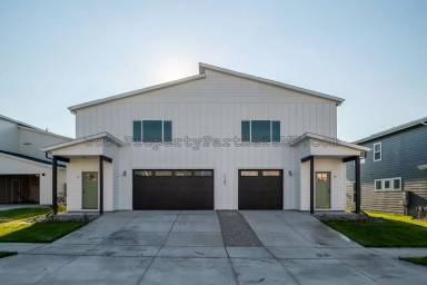 Main picture of 1121 Samantha Ln