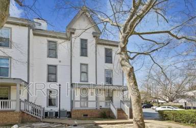 Main picture of 965 Green St