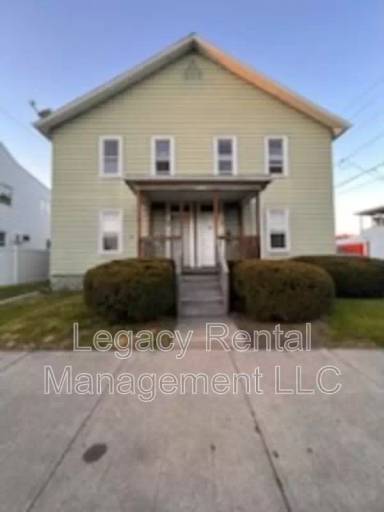 Main picture of 339-341 West Main St./ 1 Turner St.