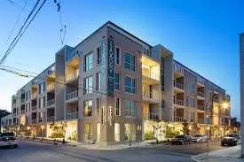 Main picture of 900 Bartholomew St