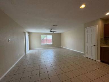 Main picture of 10123 Dixon Wood