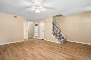Main picture of 4117 Rainbow Dr