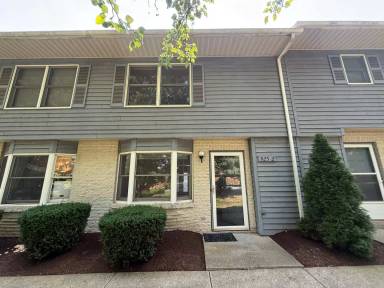 Main picture of 925 W Whitehall Rd