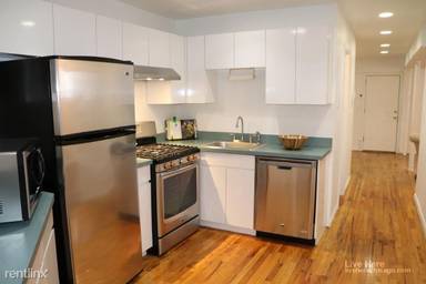 Main picture of 3025 N Southport Ave