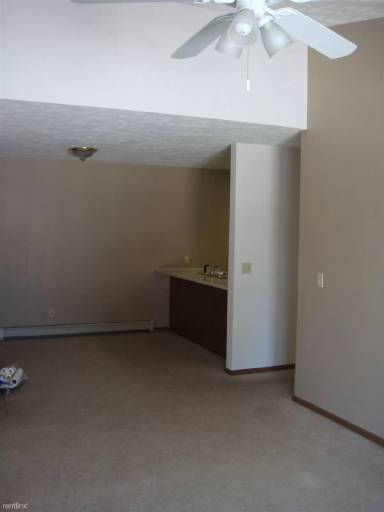 Main picture of 1875 Knoll View Dr
