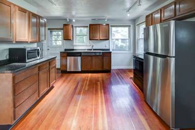 Main picture of 1404 Wyldhaven Ave