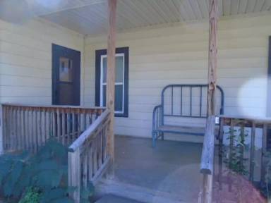 Main picture of 2701 S 23rd St
