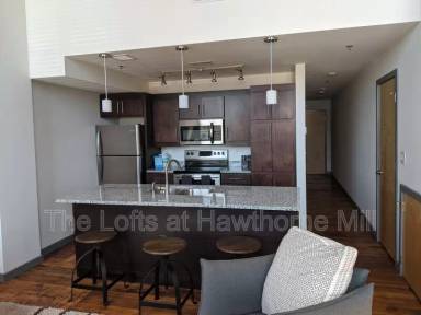 Main picture of Lofts At Hawthorne Mill