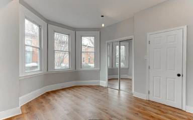 Main picture of 2221 N Park Ave