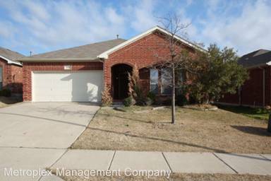 Main picture of 2121 Carlotta Dr