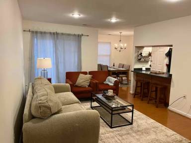 Main picture of 100 Westwick Ct