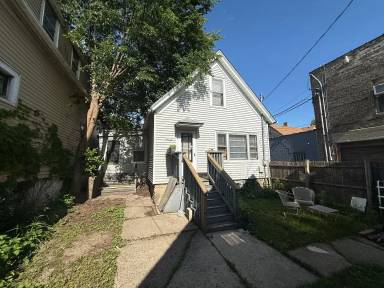 Main picture of 2631 N Fratney St