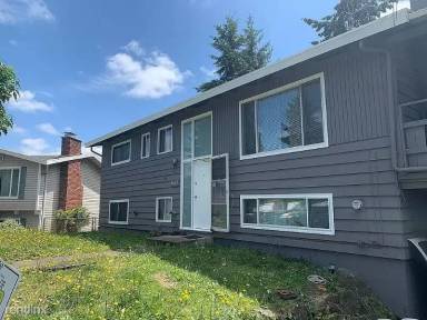 Main picture of 3017 S 151st St